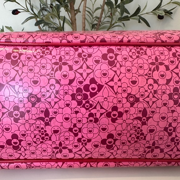 Cosmic Blossom - Picture 12 of 16